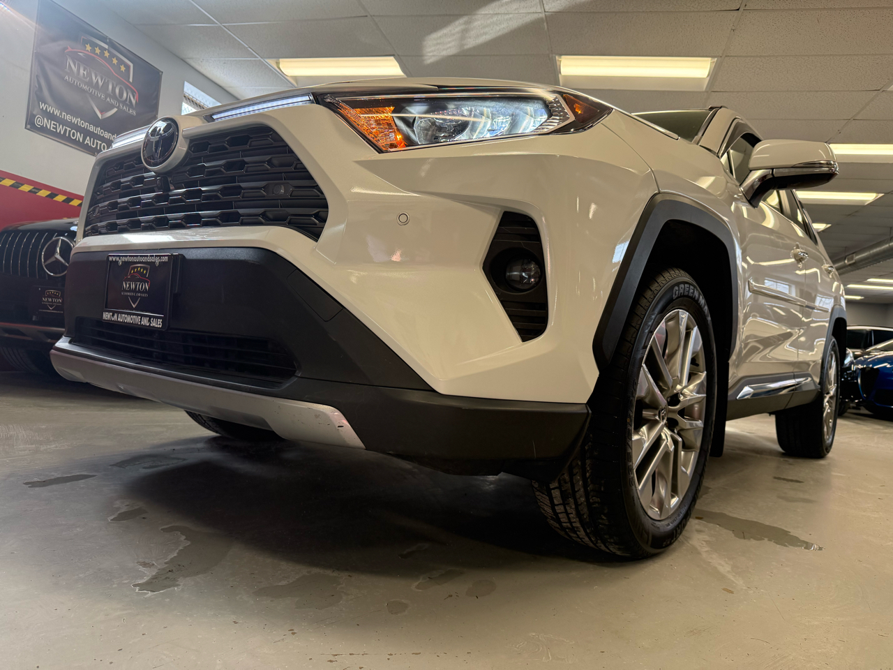 Toyota RAV4 Limited AWD 2020