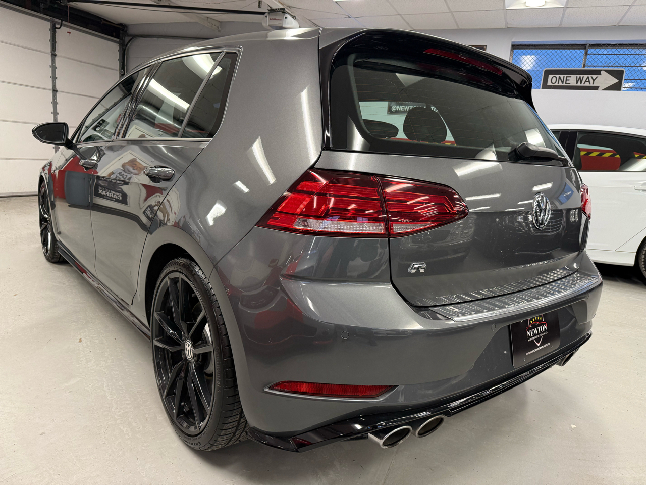 Volkswagen Golf R DCS and Navigation 7A 2019