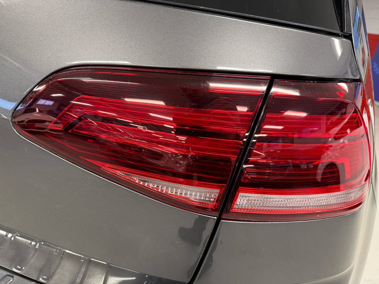 Volkswagen Golf R DCS and Navigation 7A 2019