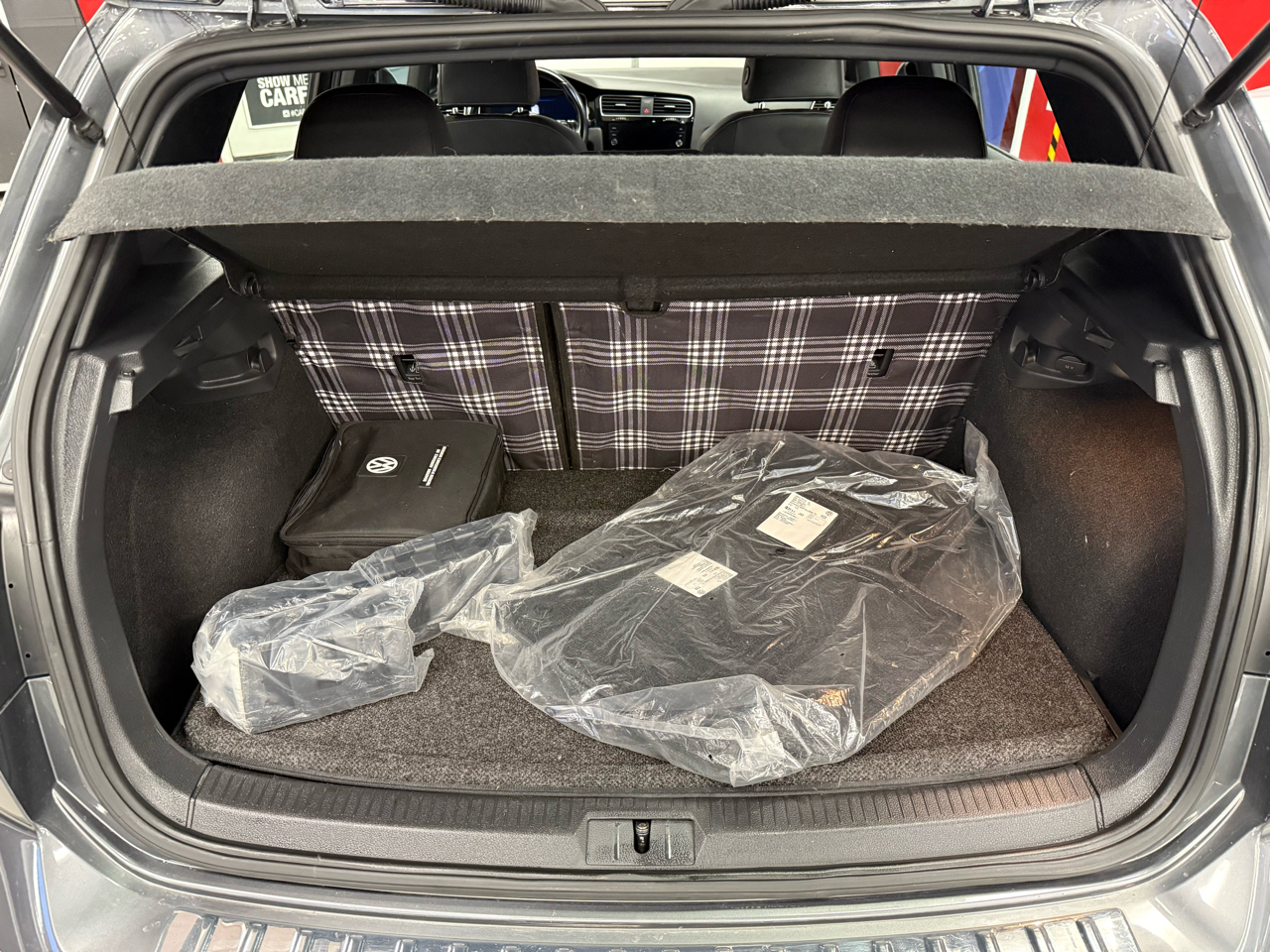 Volkswagen Golf R DCS and Navigation 7A 2019