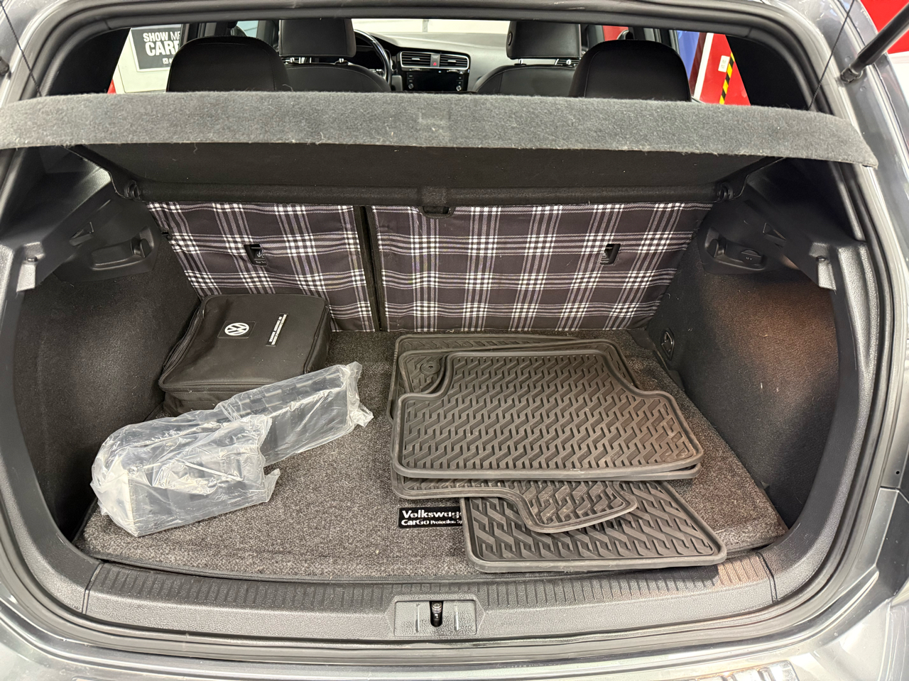 Volkswagen Golf R DCS and Navigation 7A 2019