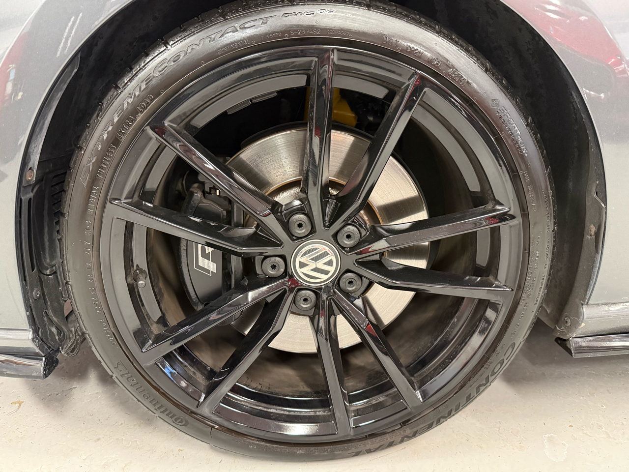 Volkswagen Golf R DCS and Navigation 7A 2019