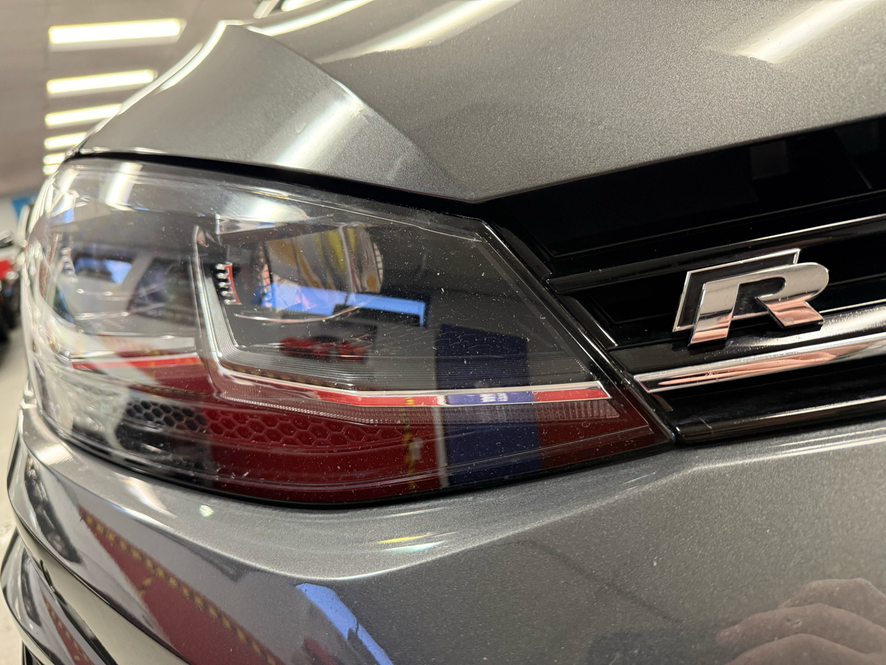 Volkswagen Golf R DCS and Navigation 7A 2019