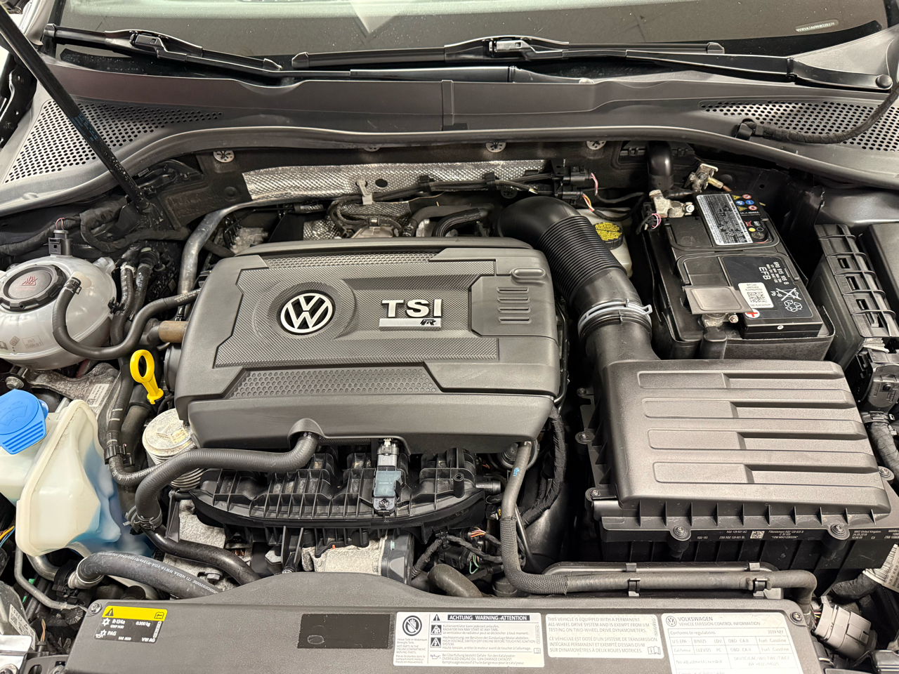 Volkswagen Golf R DCS and Navigation 7A 2019