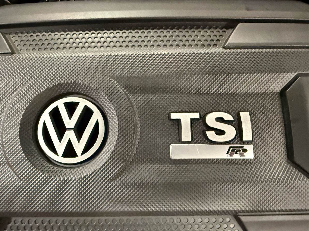 Volkswagen Golf R DCS and Navigation 7A 2019