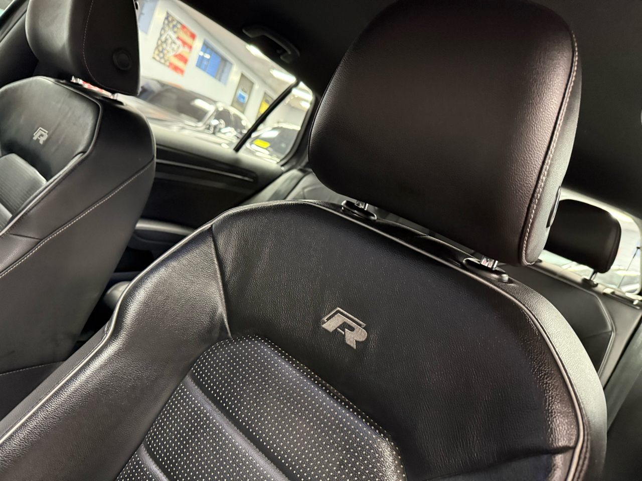 Volkswagen Golf R DCS and Navigation 7A 2019