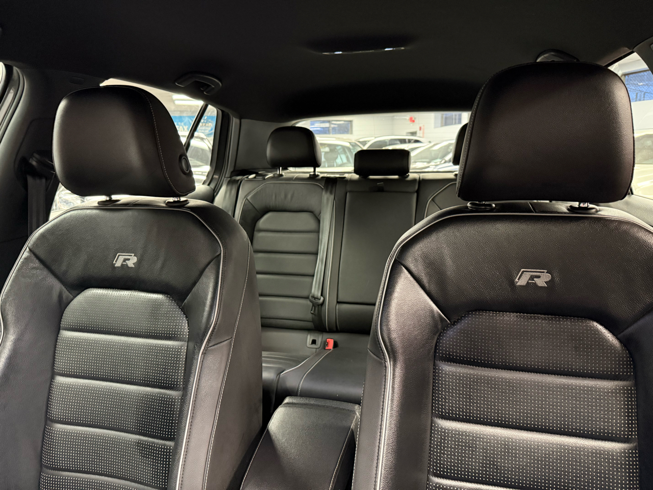 Volkswagen Golf R DCS and Navigation 7A 2019