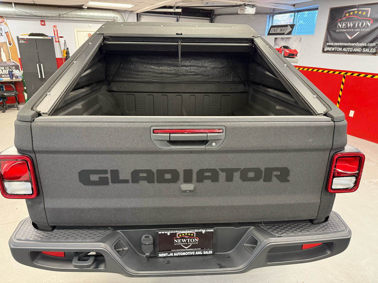 Jeep Gladiator Sport 2023