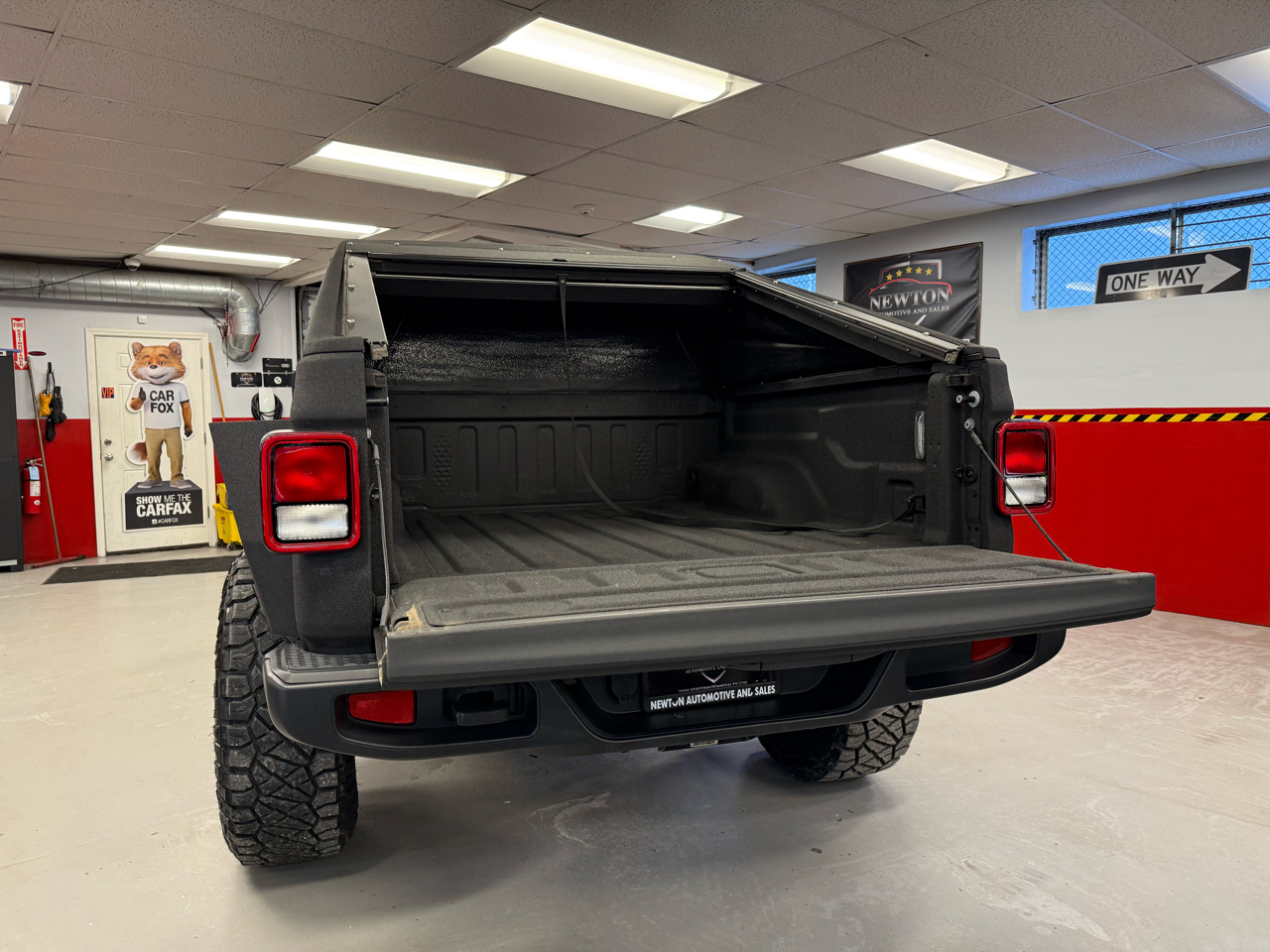 Jeep Gladiator Sport 2023