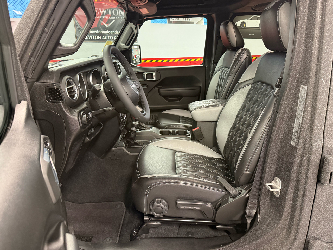 Jeep Gladiator Sport 2023