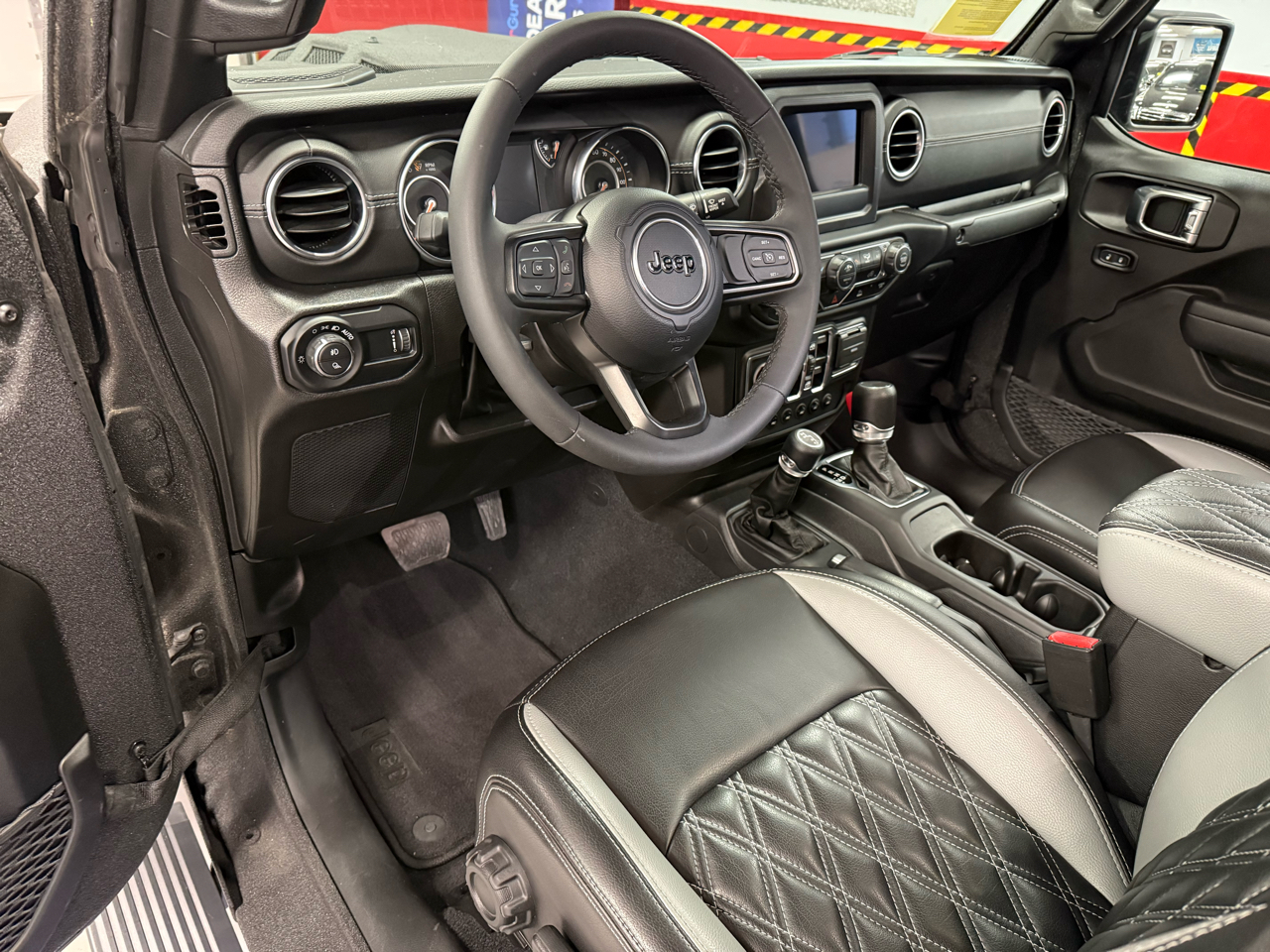 Jeep Gladiator Sport 2023