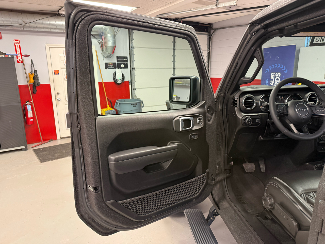 Jeep Gladiator Sport 2023