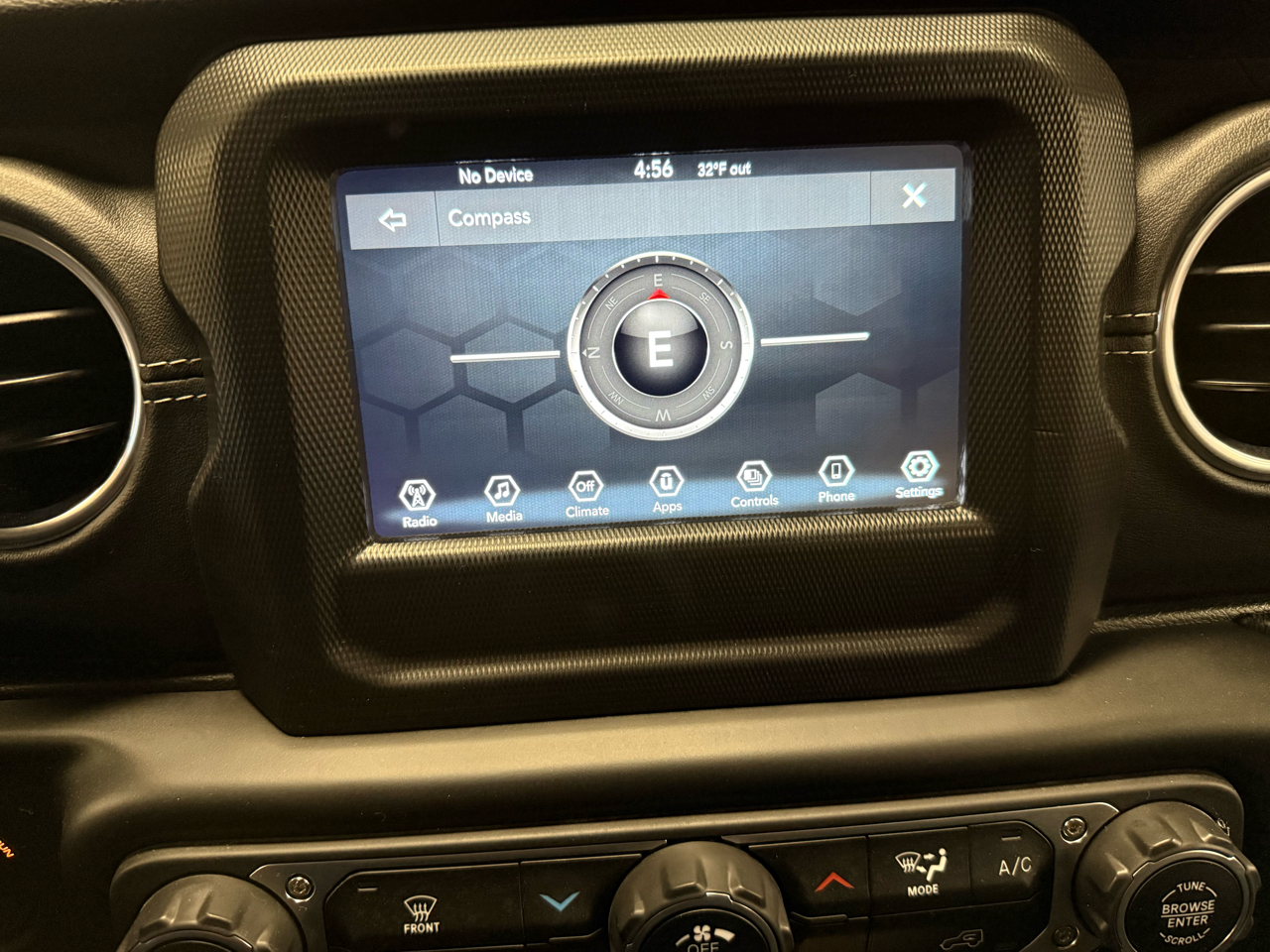 Jeep Gladiator Sport 2023