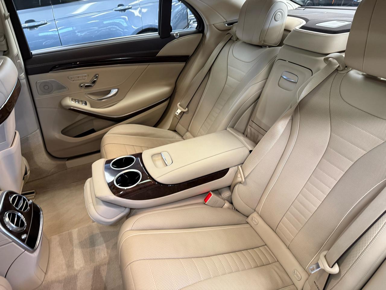 Mercedes-Benz S-Class S560 4MATIC 2018