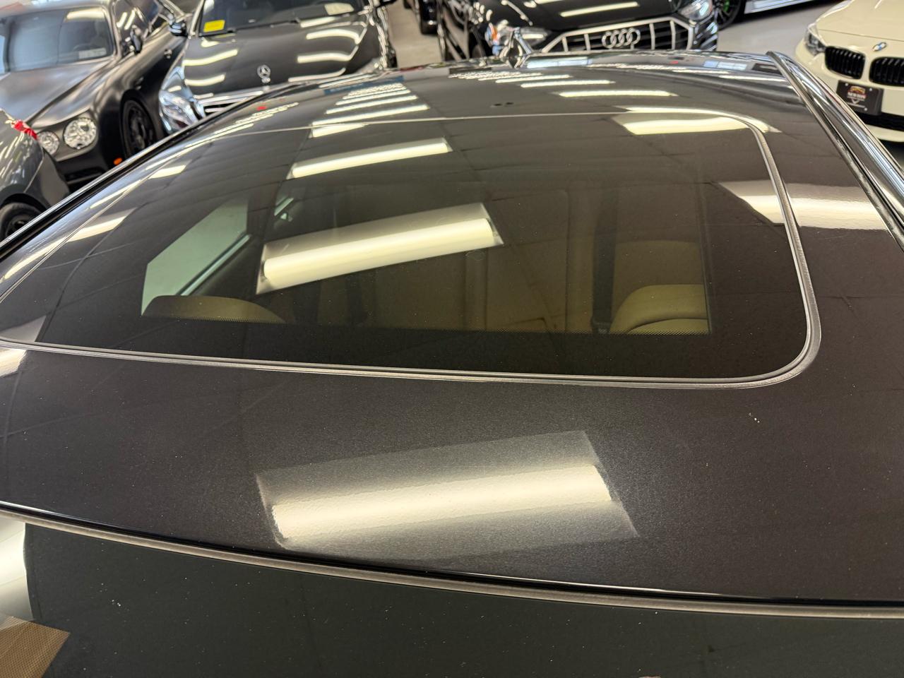 BMW 7-Series 750i xDrive Sedan 2013