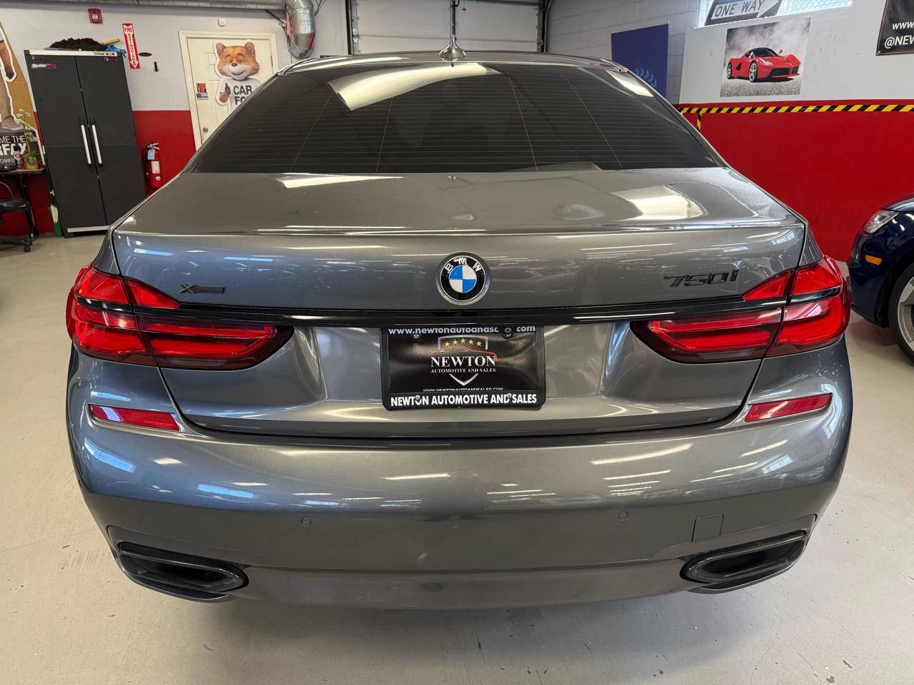 BMW 7-Series 750i xDrive 2017