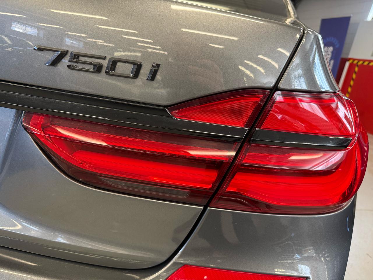 BMW 7-Series 750i xDrive 2017