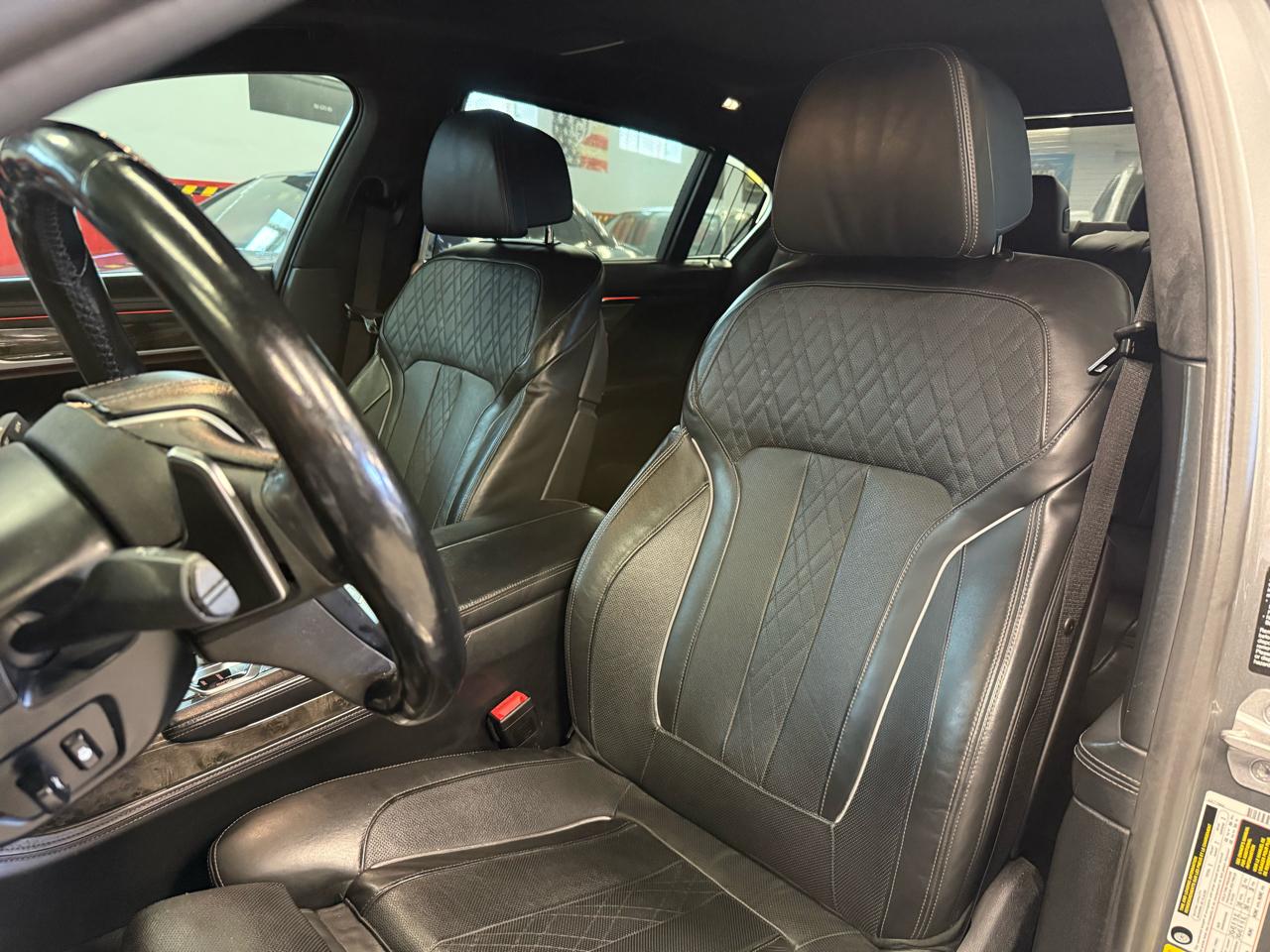 BMW 7-Series 750i xDrive 2017