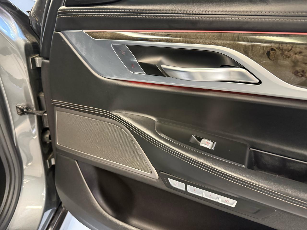 BMW 7-Series 750i xDrive 2017