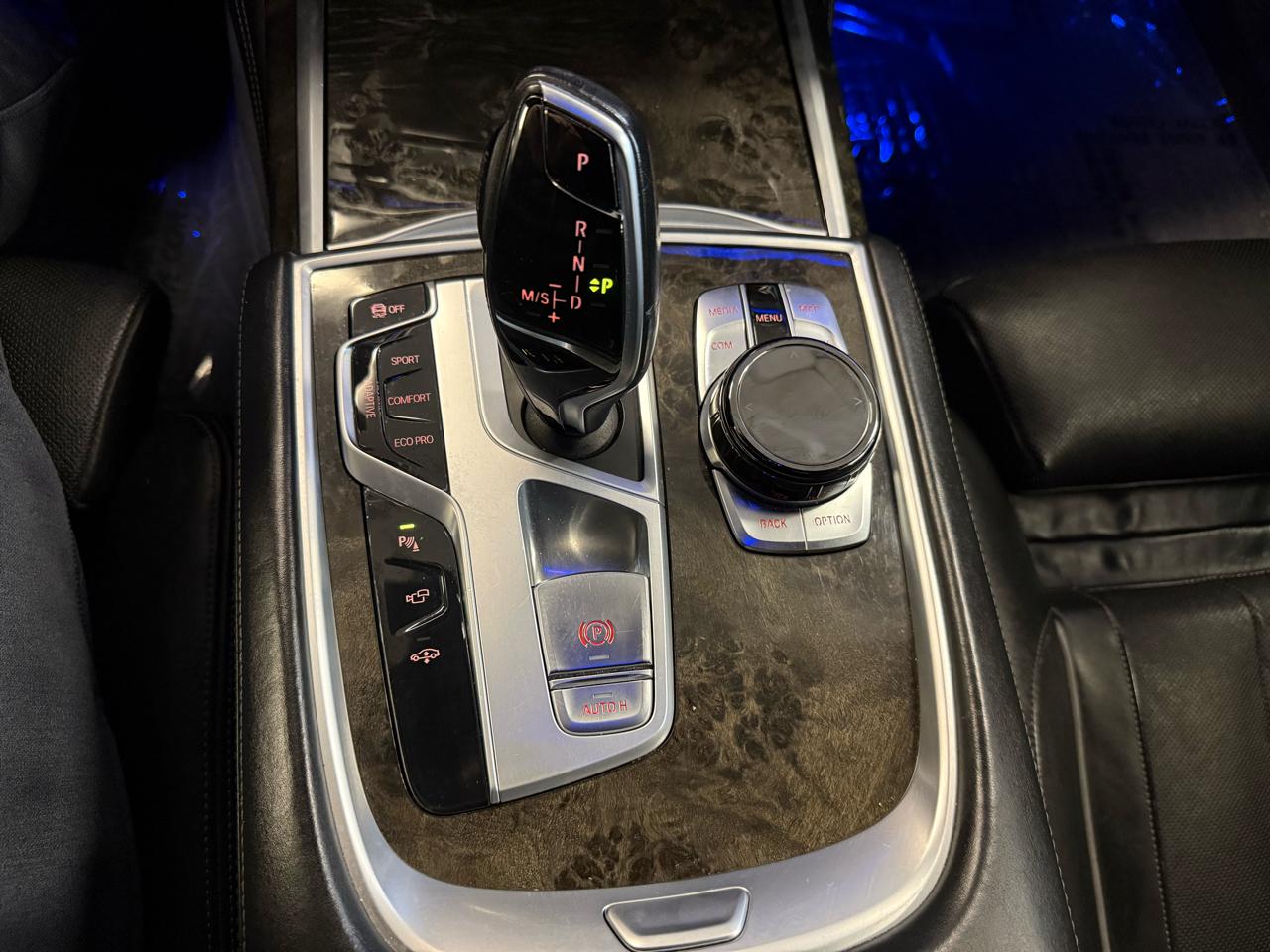 BMW 7-Series 750i xDrive 2017