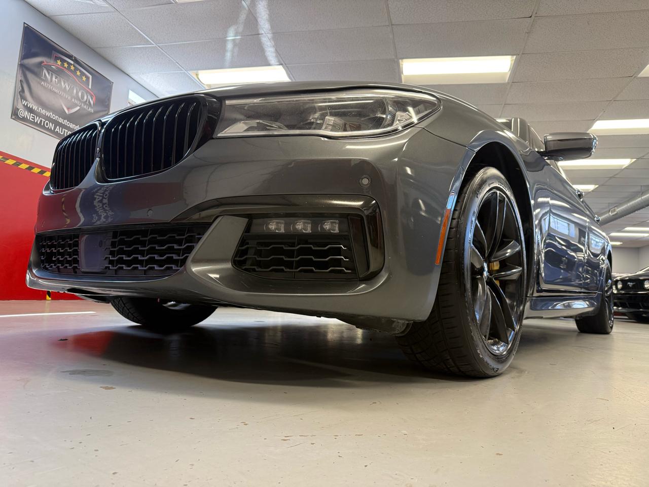 BMW 7-Series 750i xDrive 2017