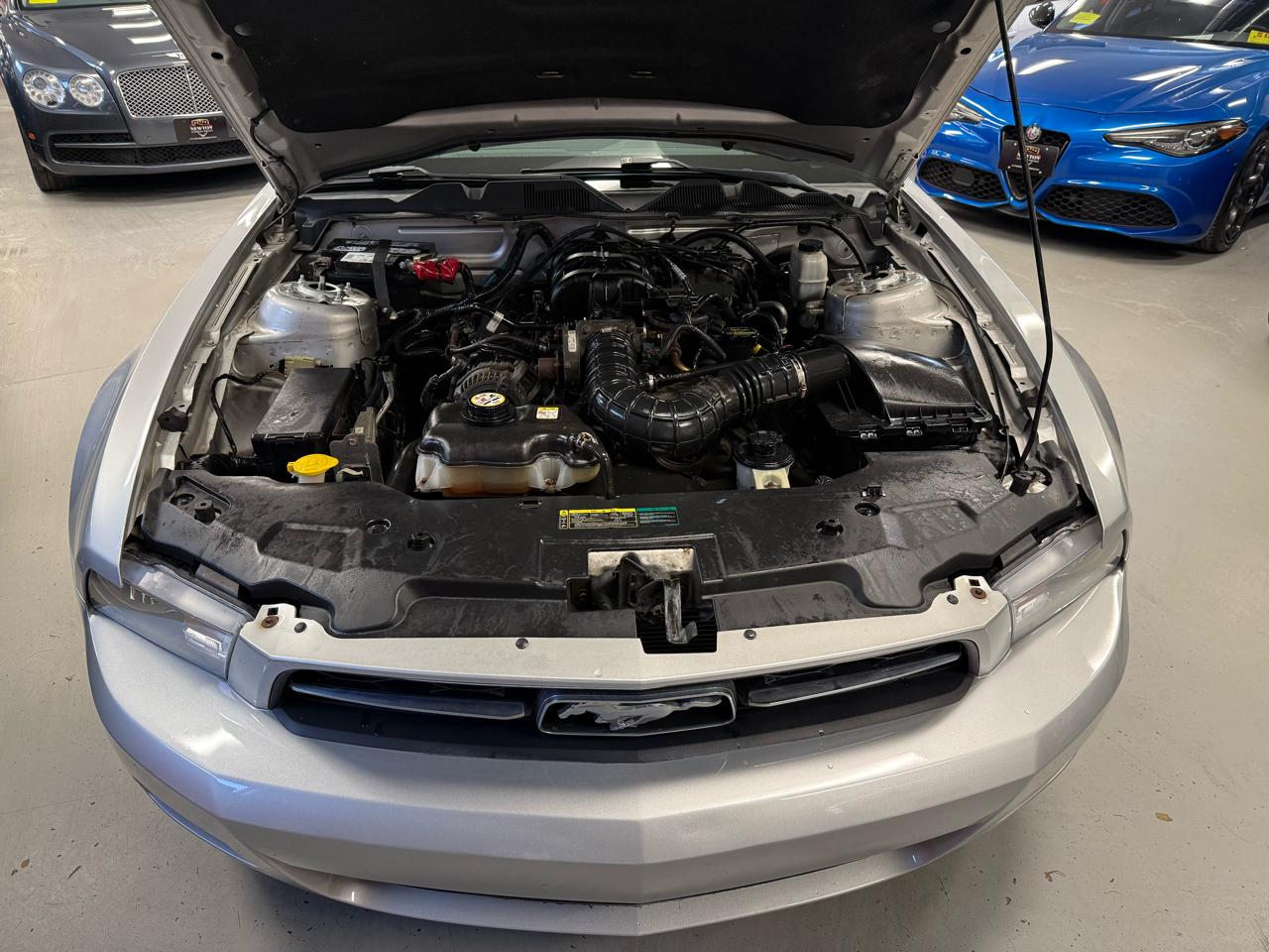 Ford Mustang V6 Coupe 2010