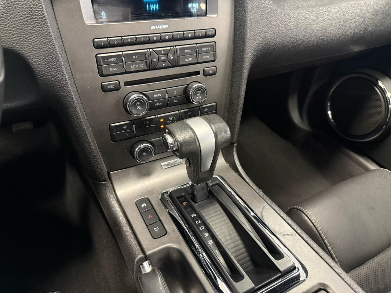 Ford Mustang V6 Coupe 2010