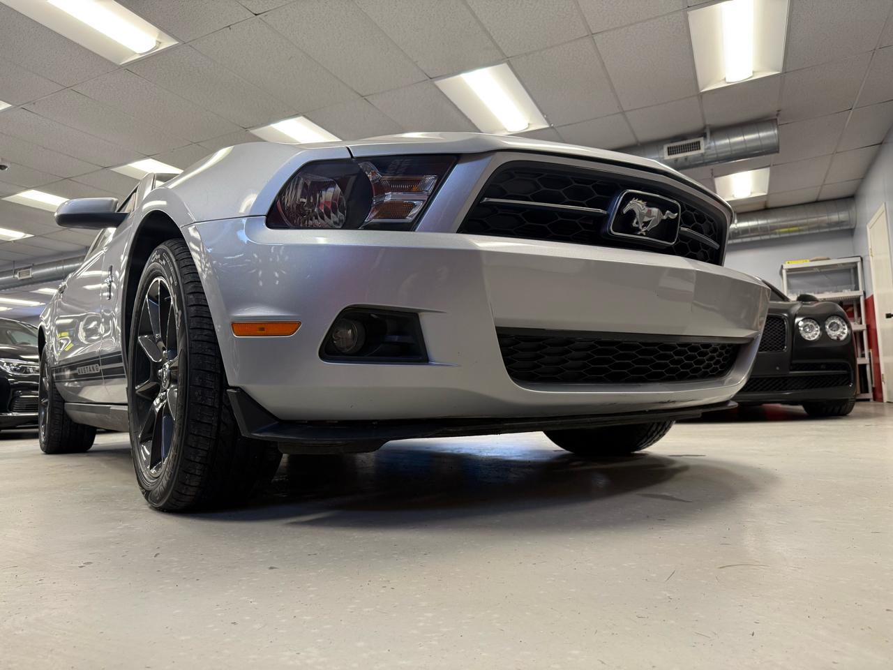 Ford Mustang V6 Coupe 2010