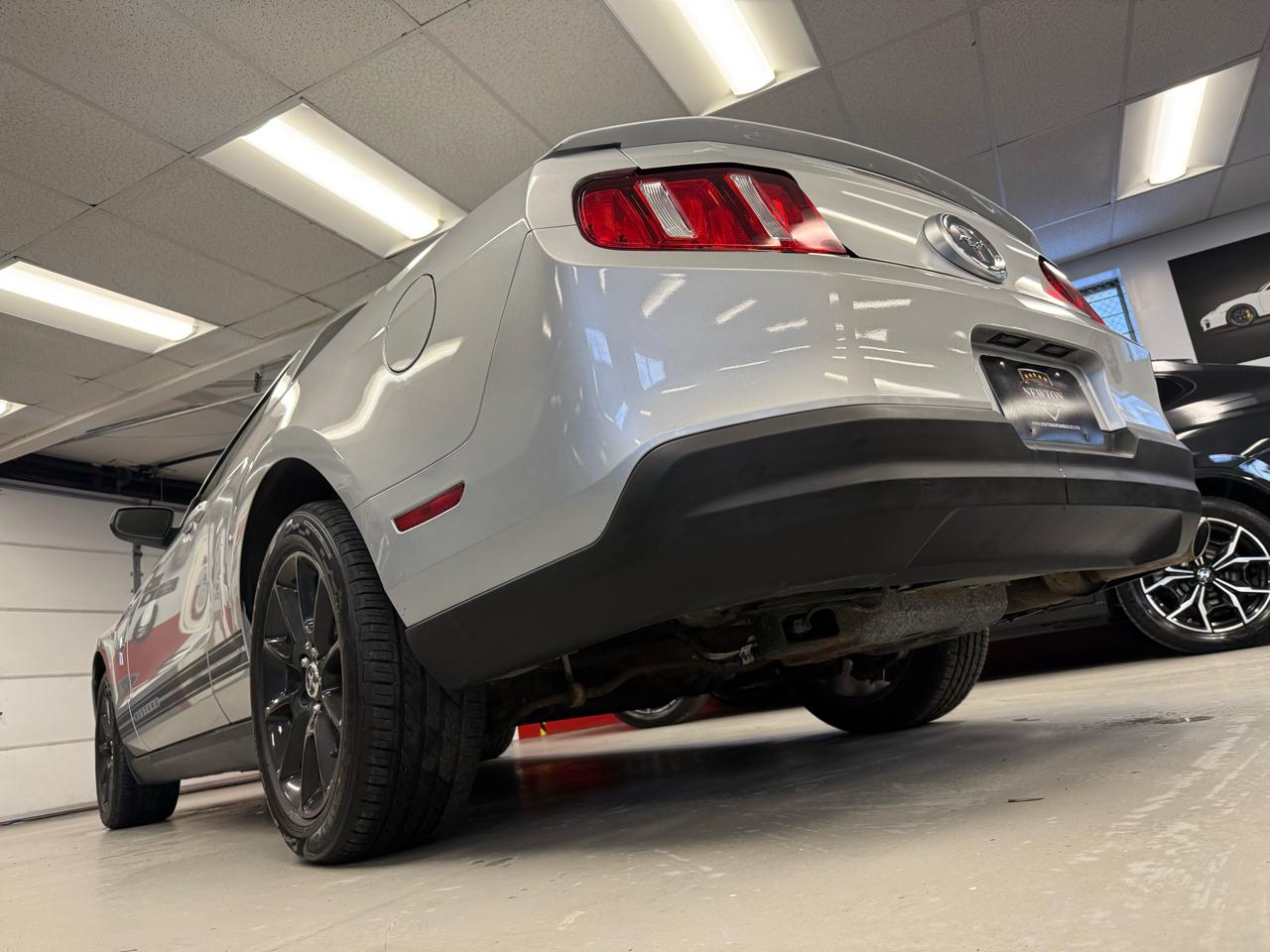 Ford Mustang V6 Coupe 2010