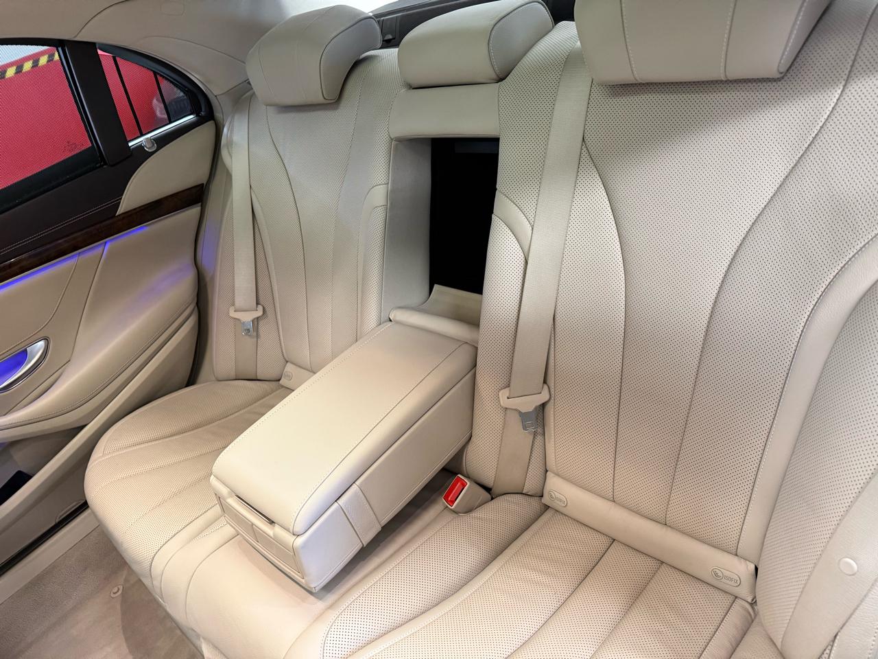 Mercedes-Benz S-Class S550 4MATIC 2015