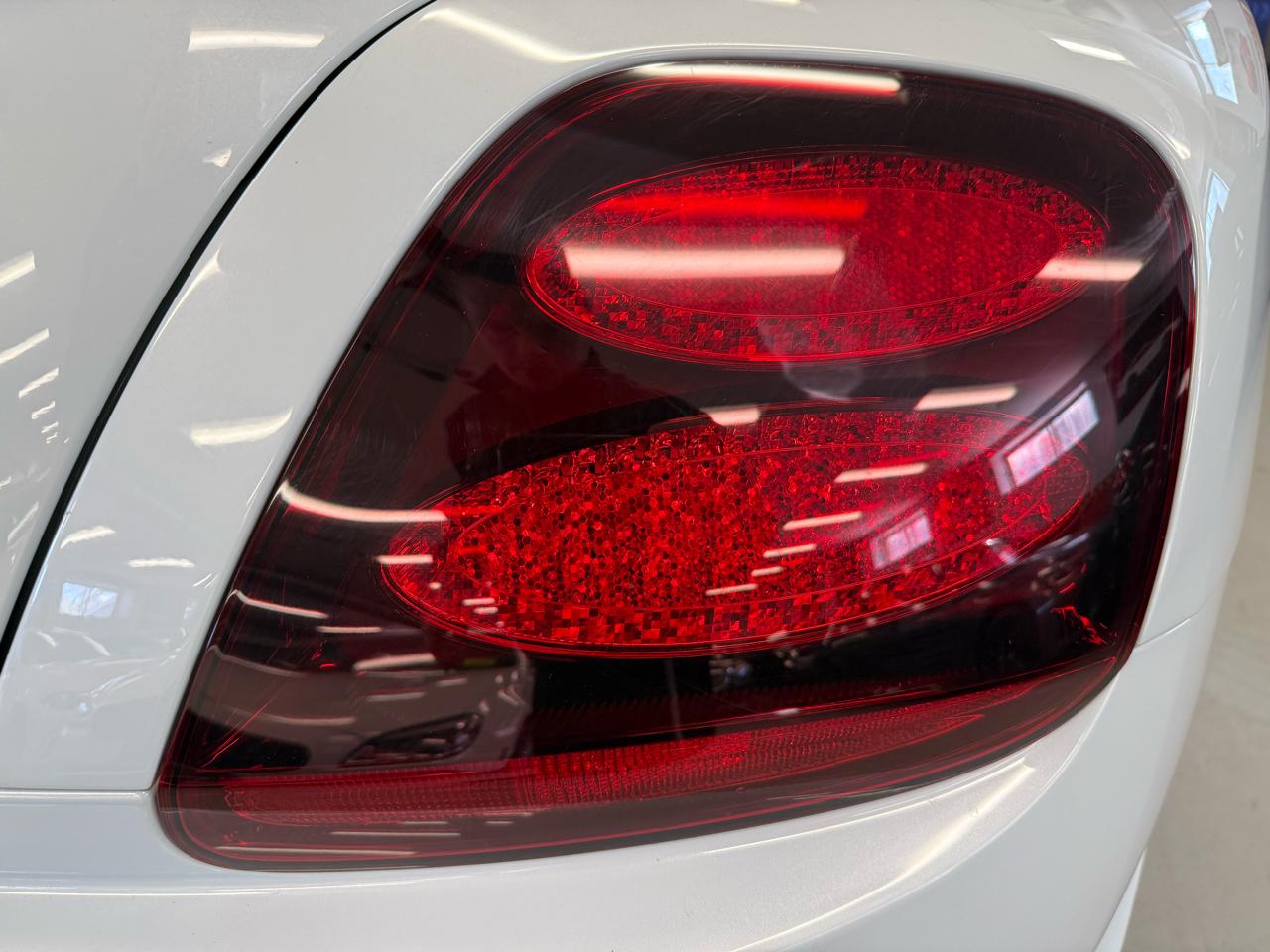 Bentley Continental Supersports Convertible 2011