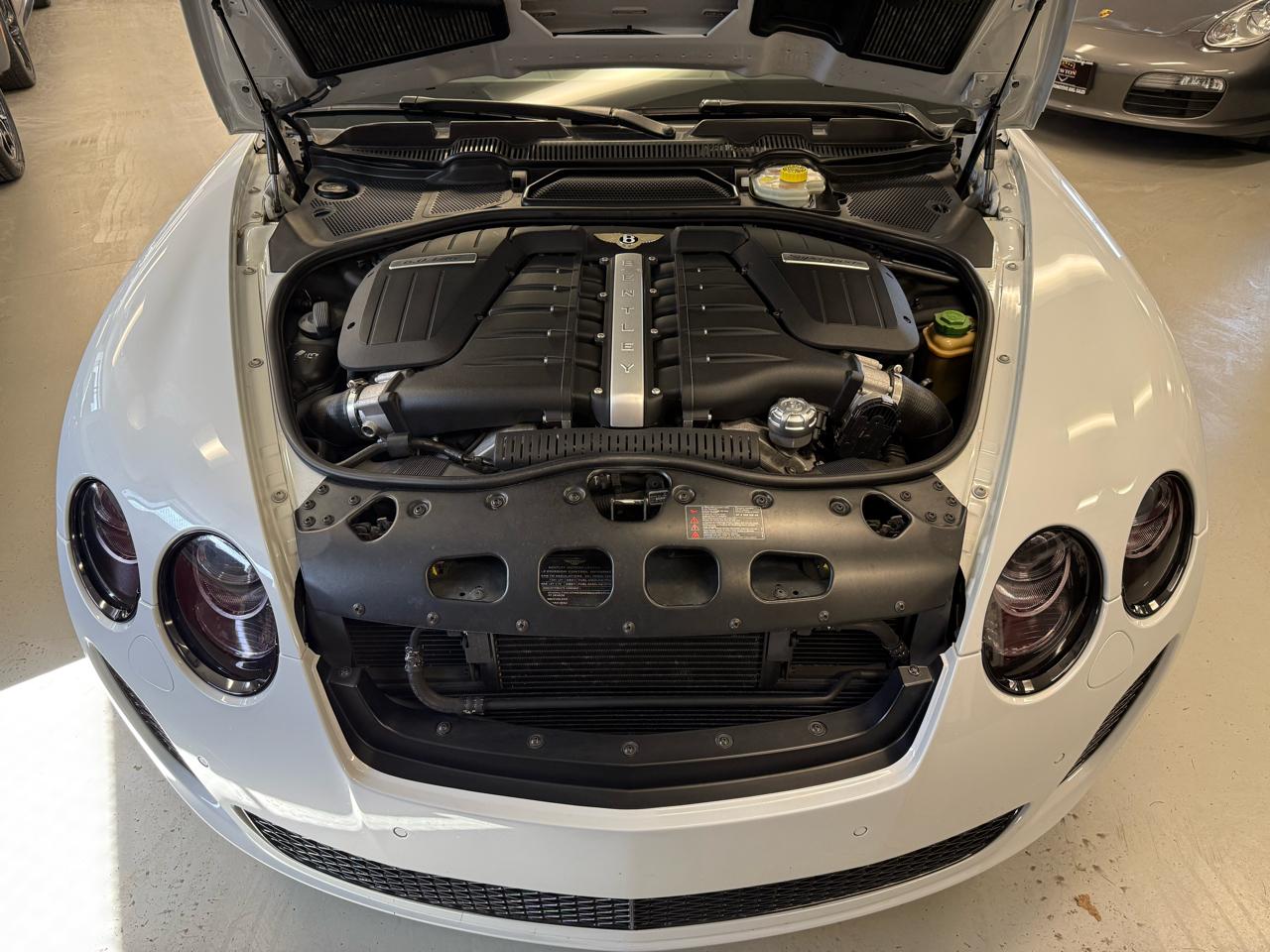 Bentley Continental Supersports Convertible 2011