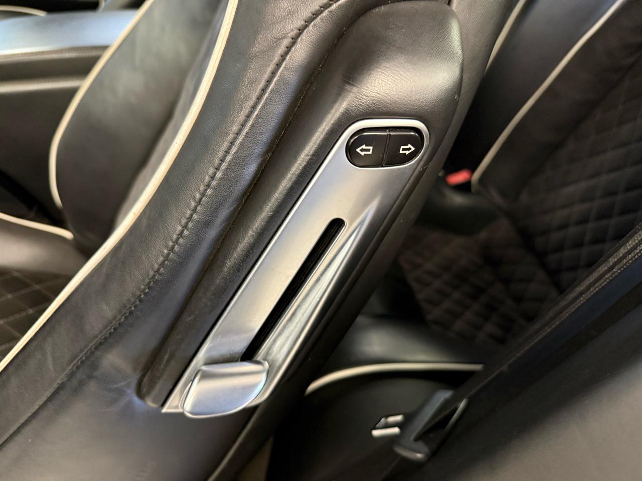 Bentley Continental Supersports Convertible 2011