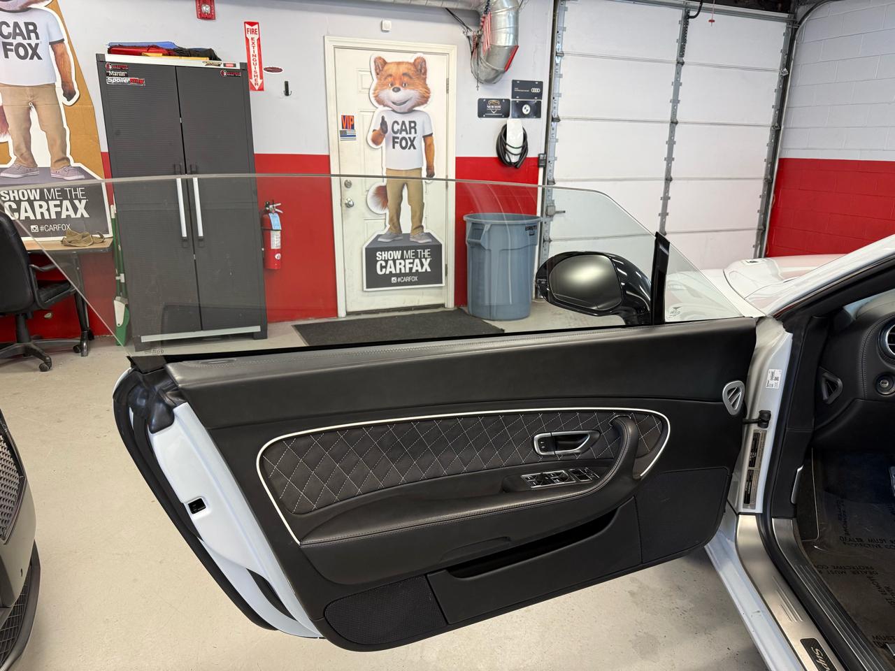 Bentley Continental Supersports Convertible 2011