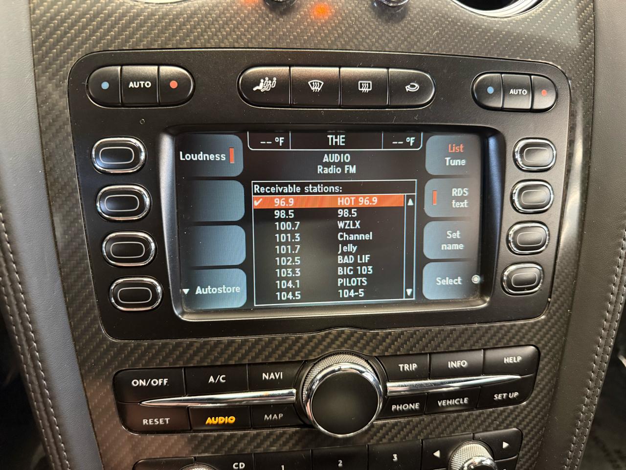 Bentley Continental Supersports Convertible 2011