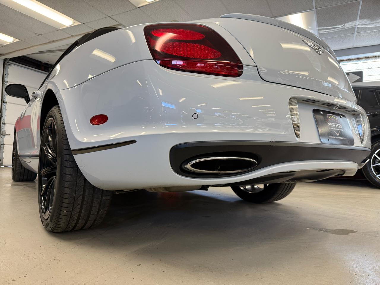 Bentley Continental Supersports Convertible 2011