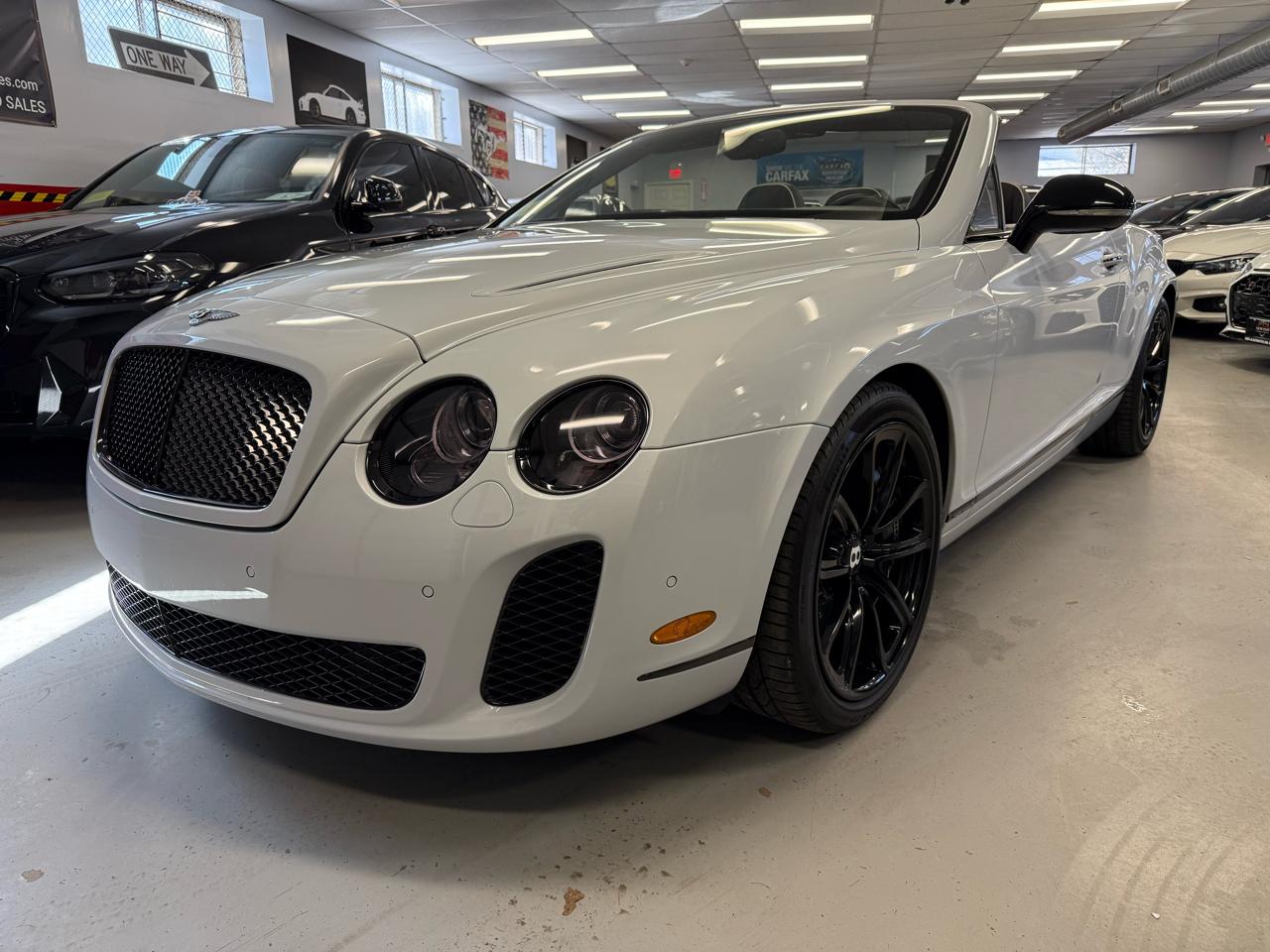 Bentley Continental Supersports Convertible 2011