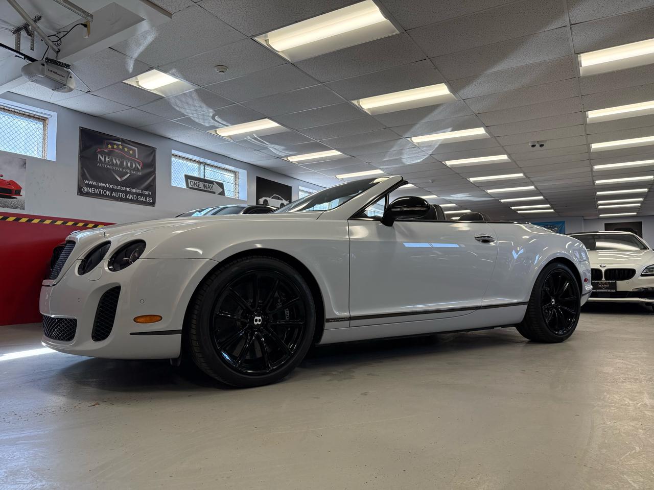 Bentley Continental Supersports Convertible 2011