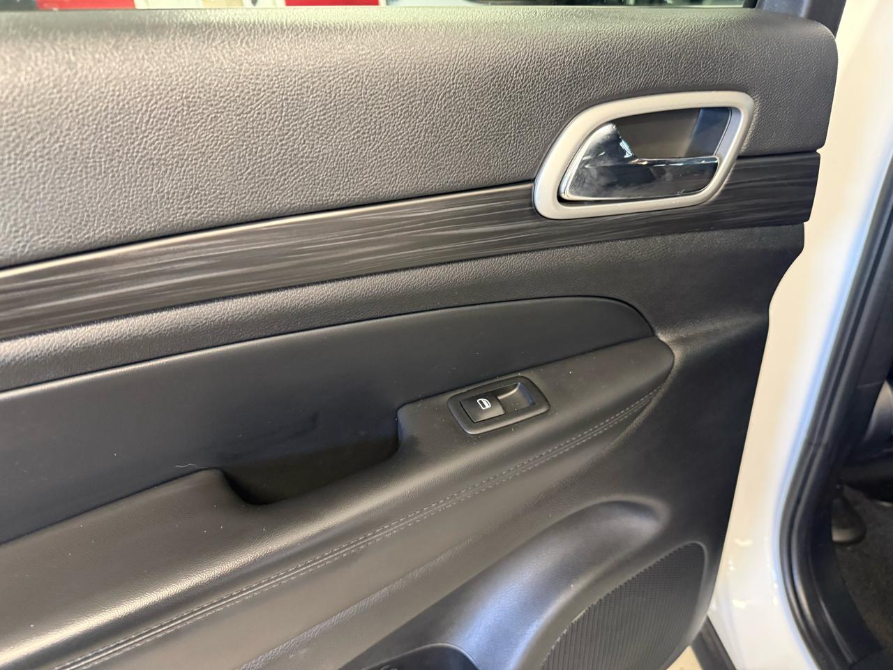 Jeep Grand Cherokee WK Laredo E 4WD 2022