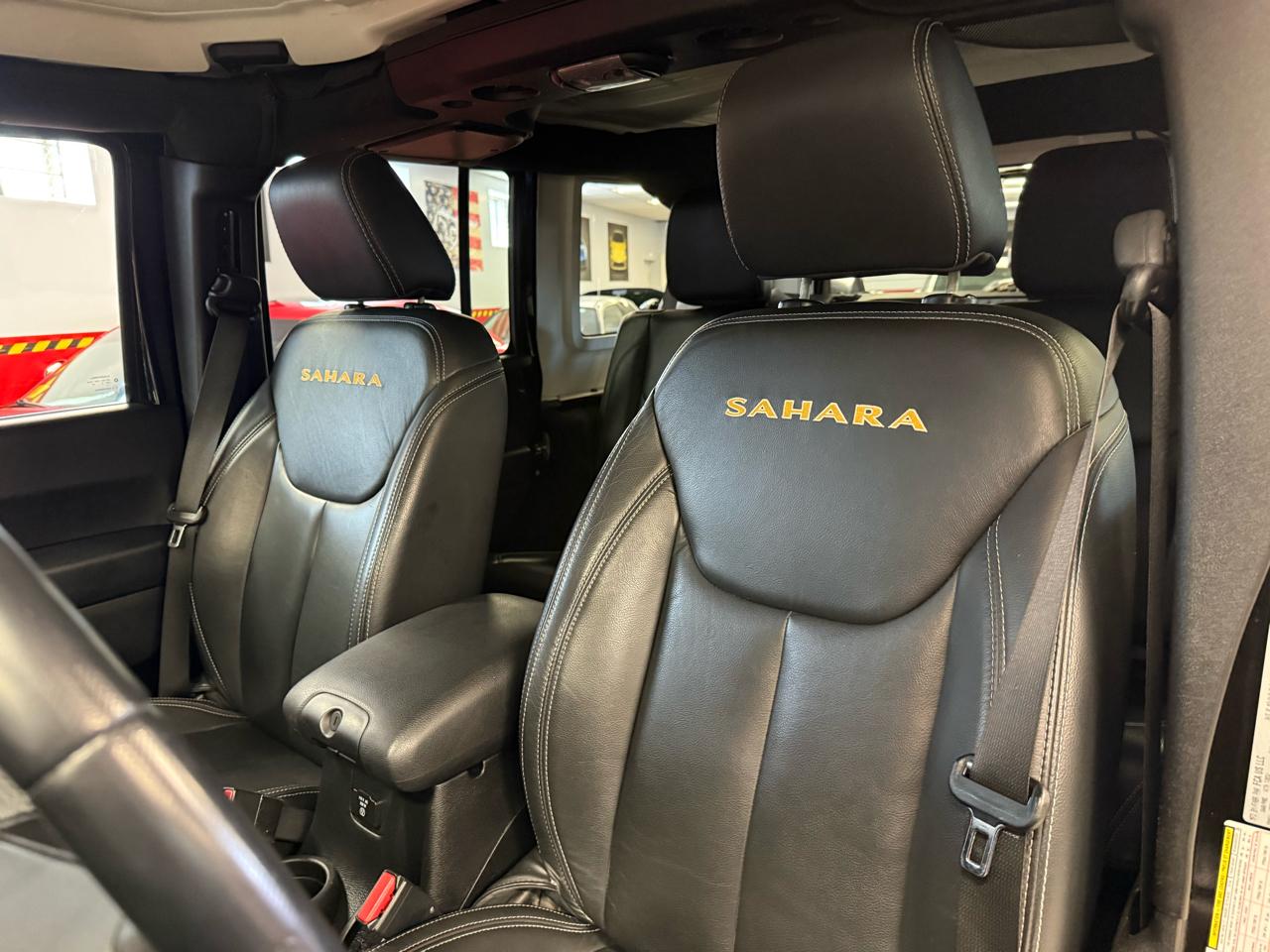 Jeep Wrangler Unlimited Sahara 4WD 2015