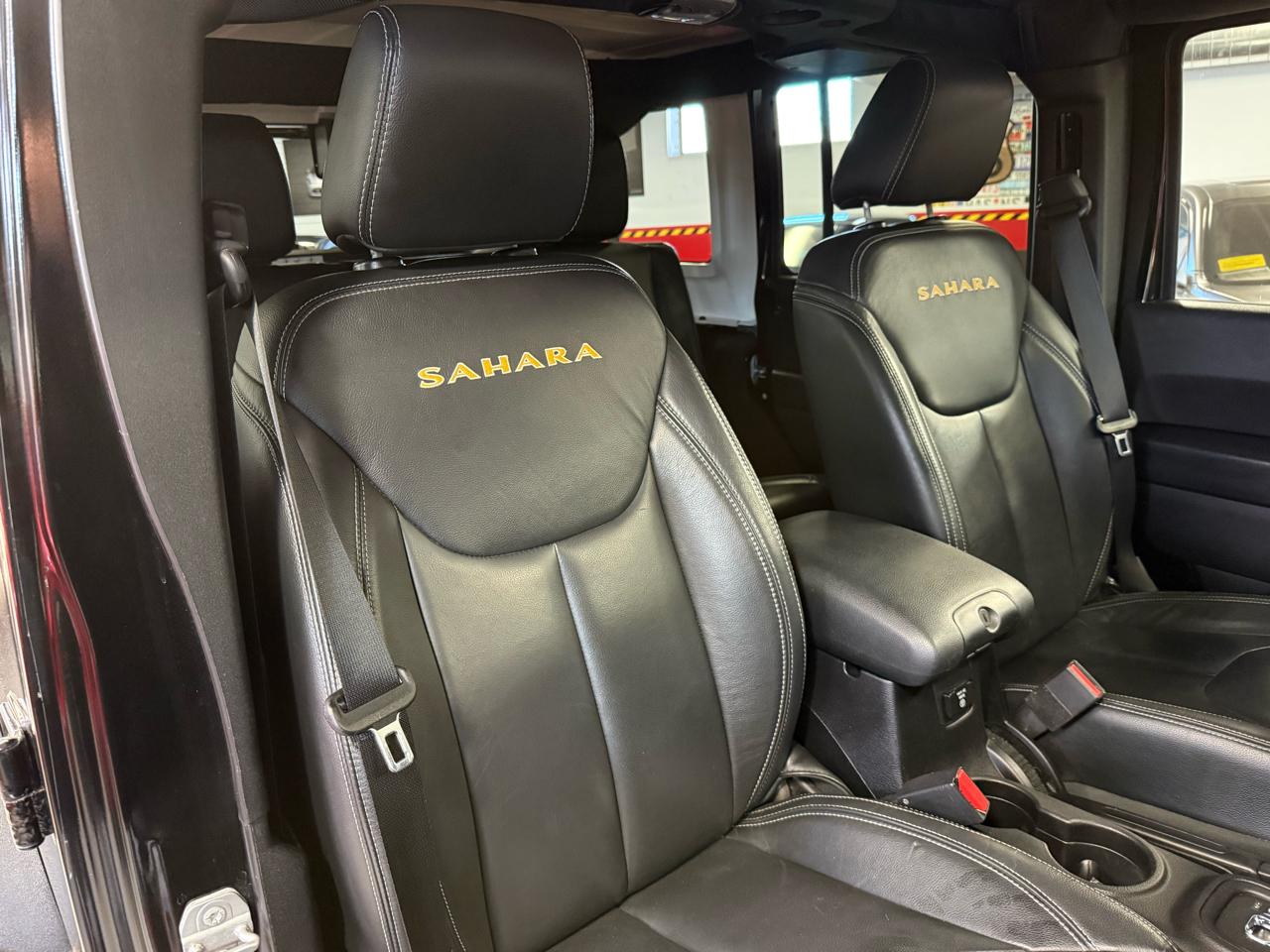 Jeep Wrangler Unlimited Sahara 4WD 2015