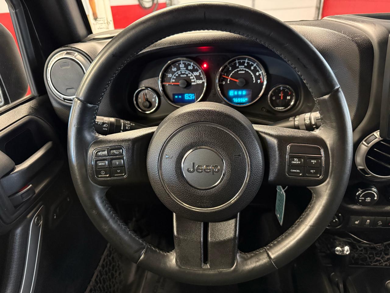 Jeep Wrangler Unlimited Sahara 4WD 2015