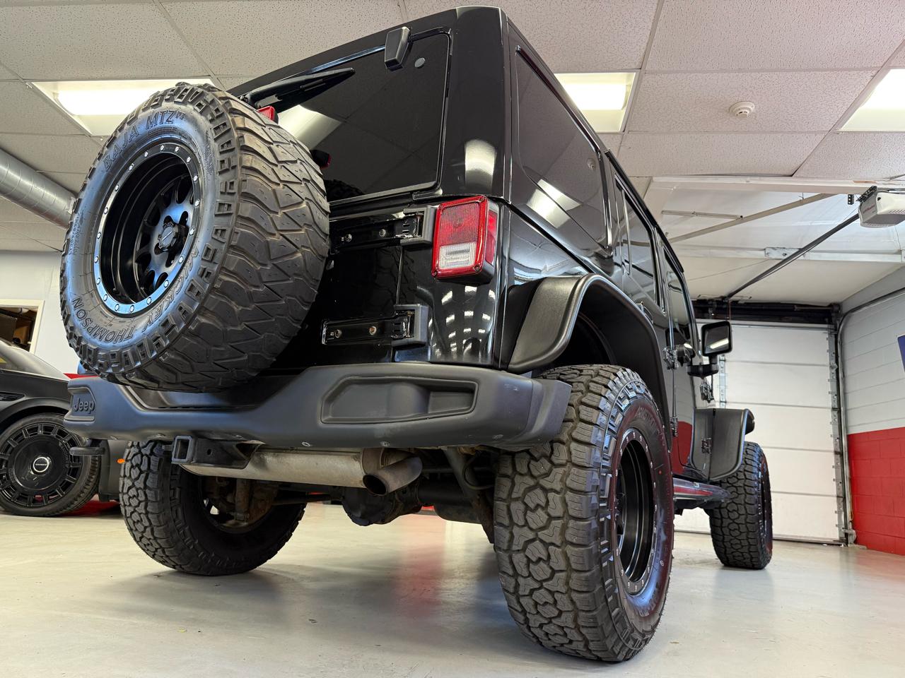 Jeep Wrangler Unlimited Sahara 4WD 2015