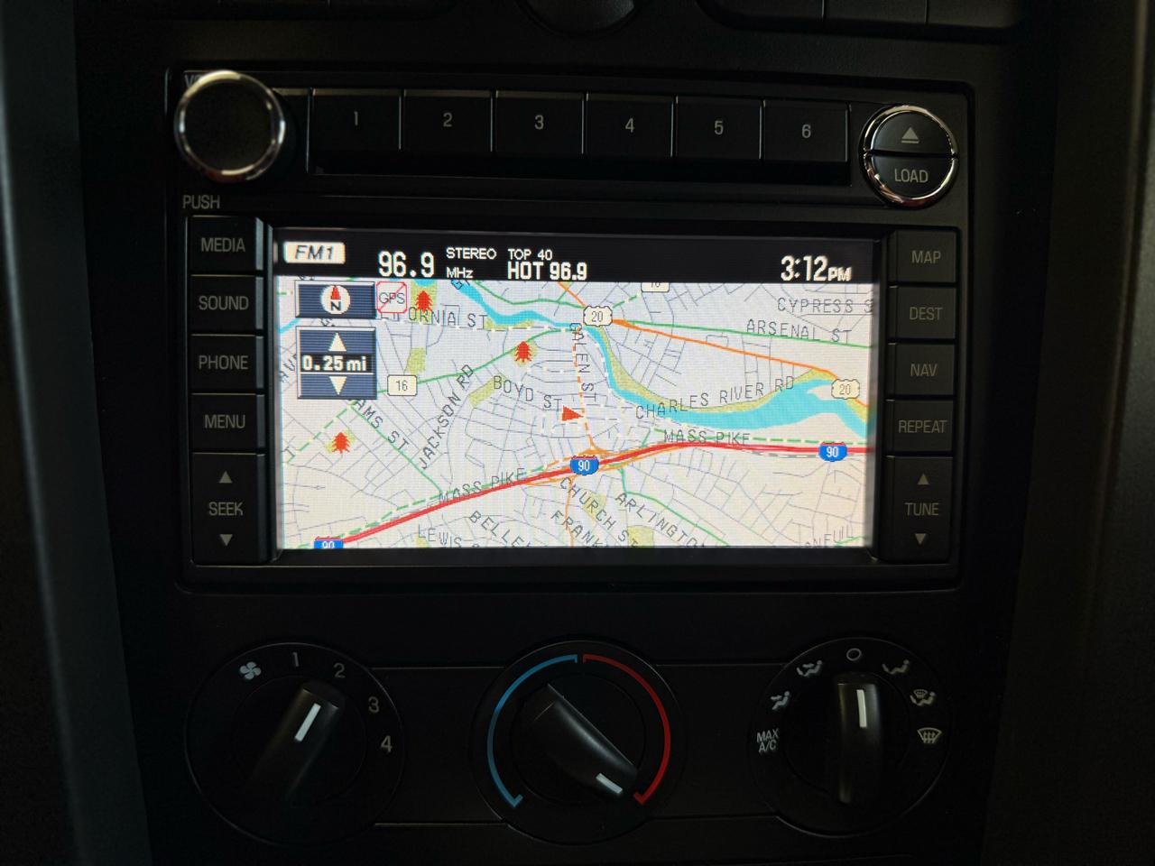 Ford Mustang GT Deluxe Coupe 2008