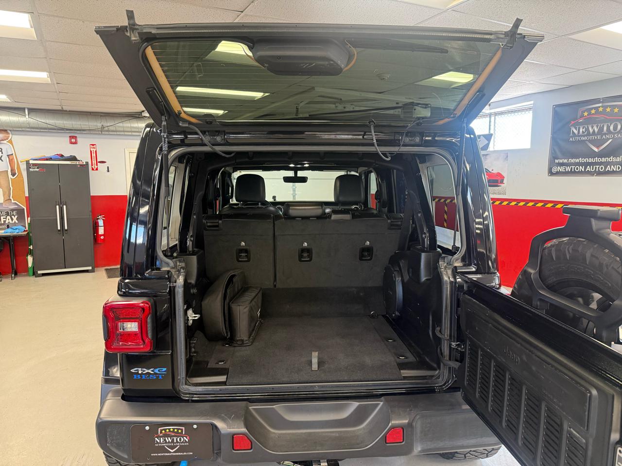 Jeep Wrangler 4xe Unlimited Sahara 2022