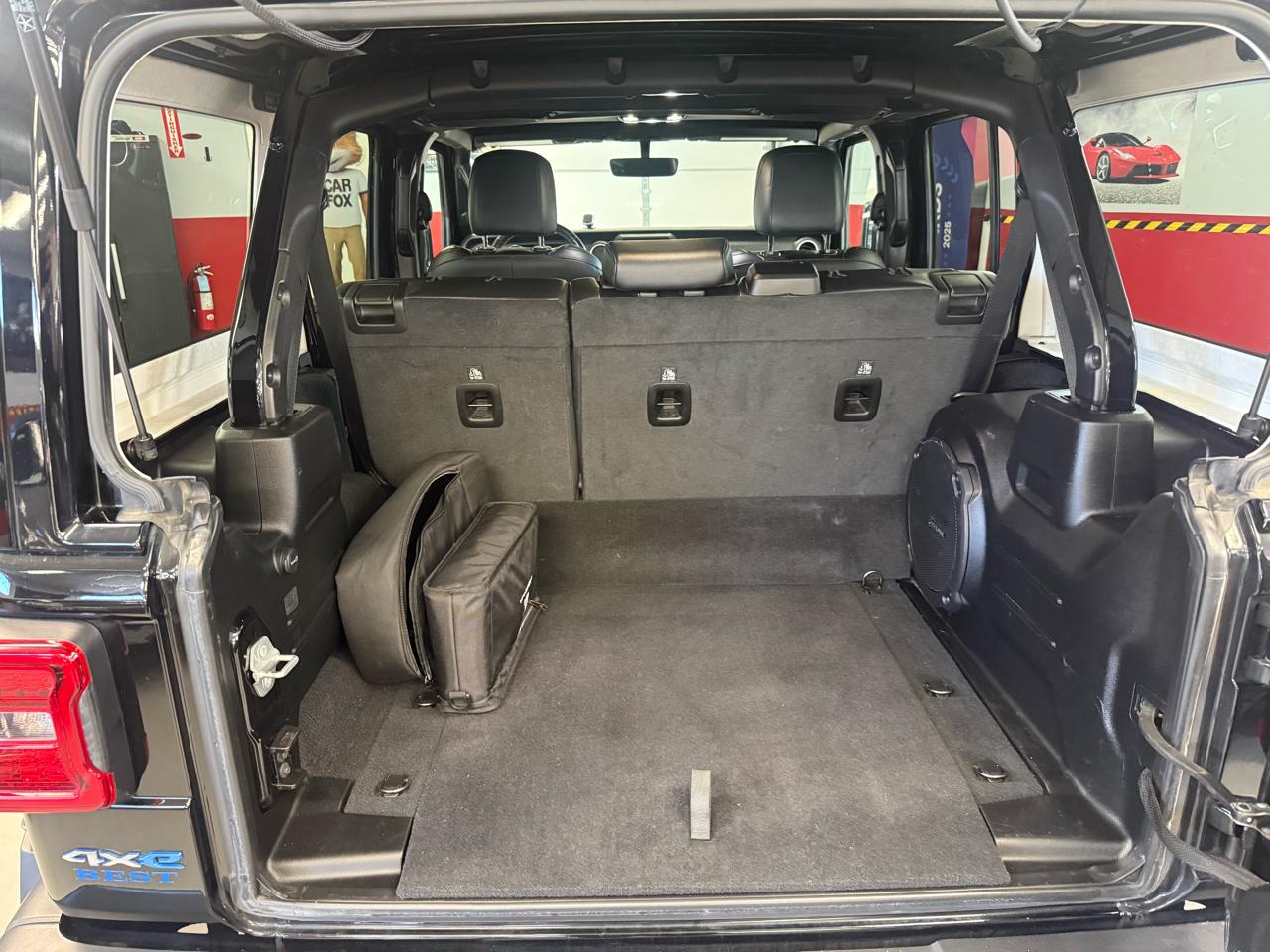 Jeep Wrangler 4xe Unlimited Sahara 2022