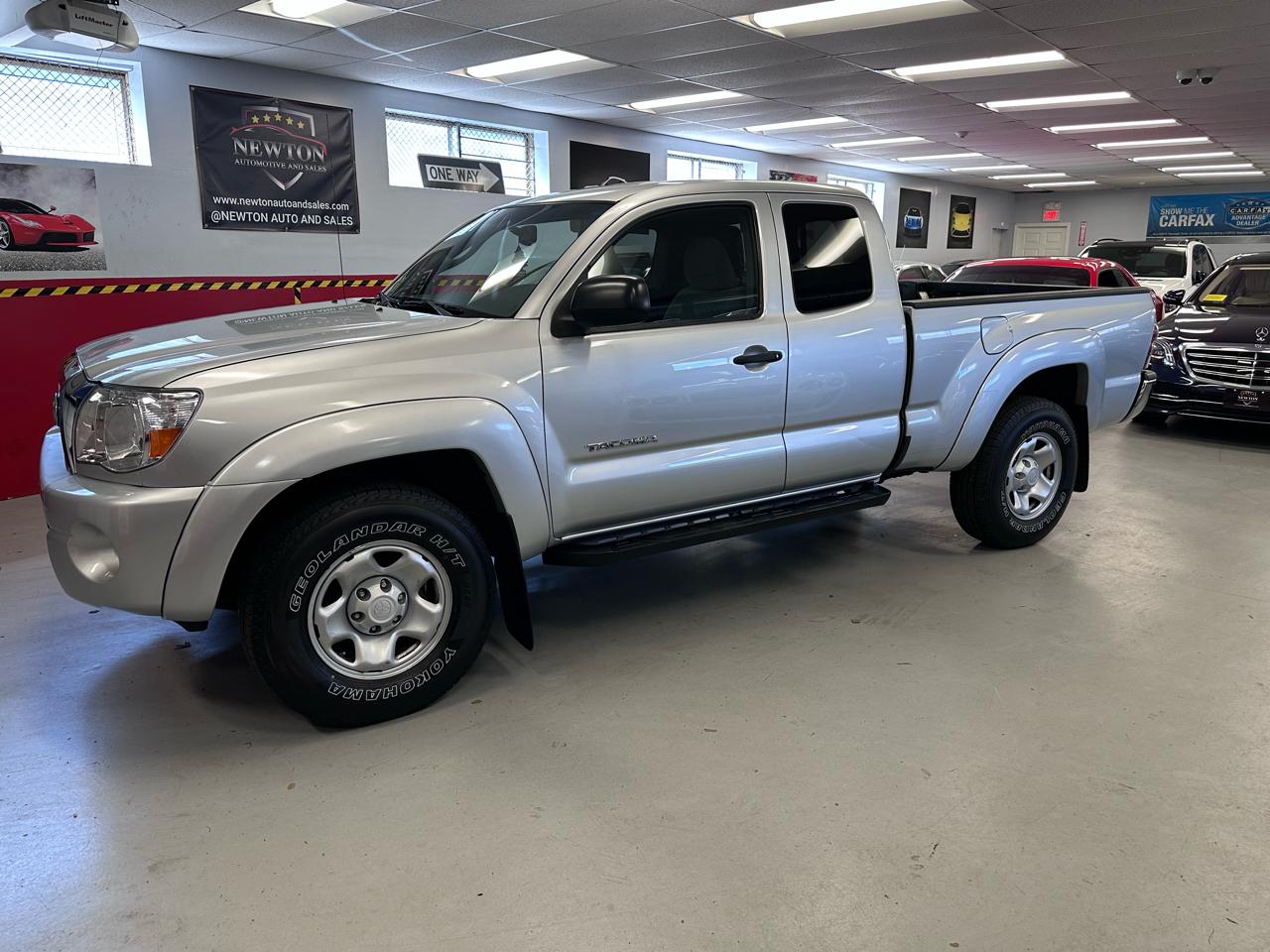 Toyota Tacoma Access Cab V6 4WD 2011