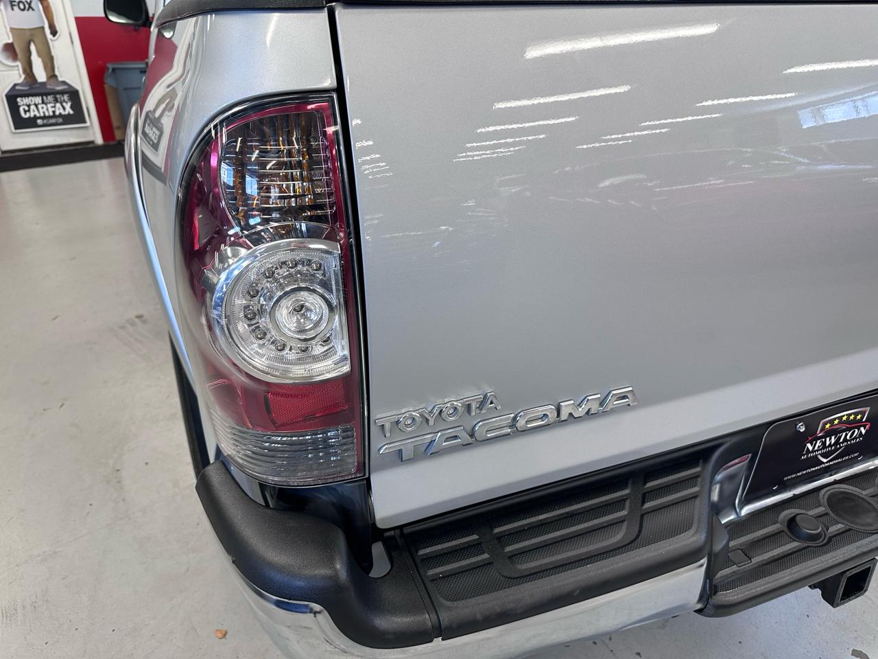 Toyota Tacoma Access Cab V6 4WD 2011