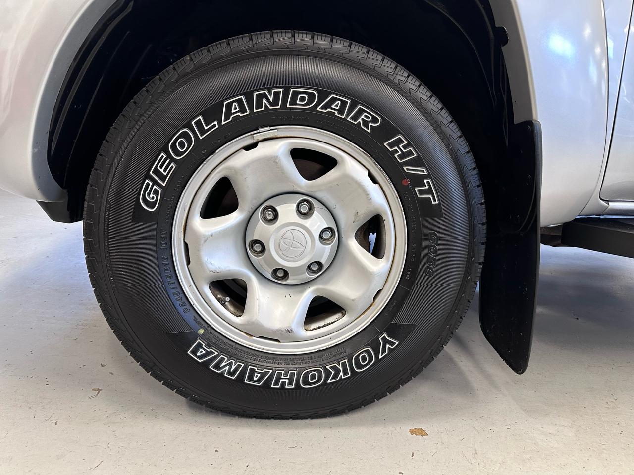 Toyota Tacoma Access Cab V6 4WD 2011