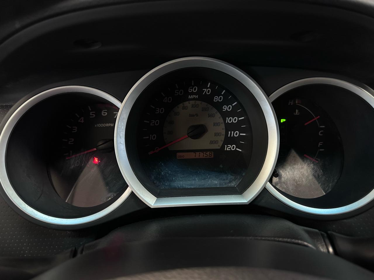 Toyota Tacoma Access Cab V6 4WD 2011